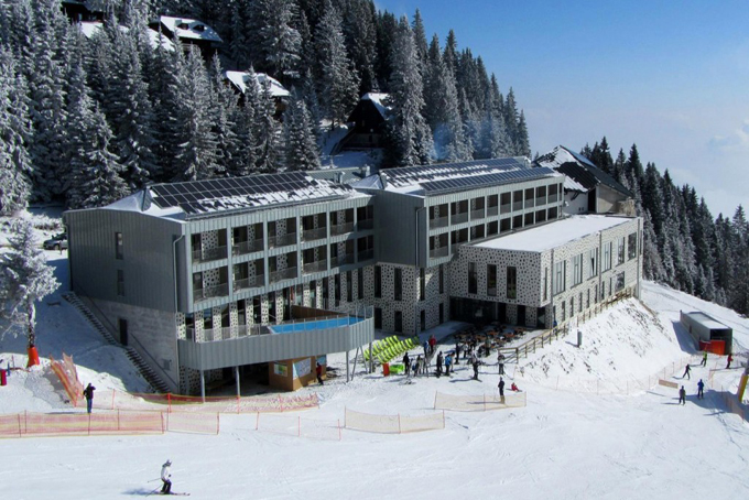originalno_darilo_selectbox_hotel_golte_savna_wellness_masaza_smucanje_sneg_680x454