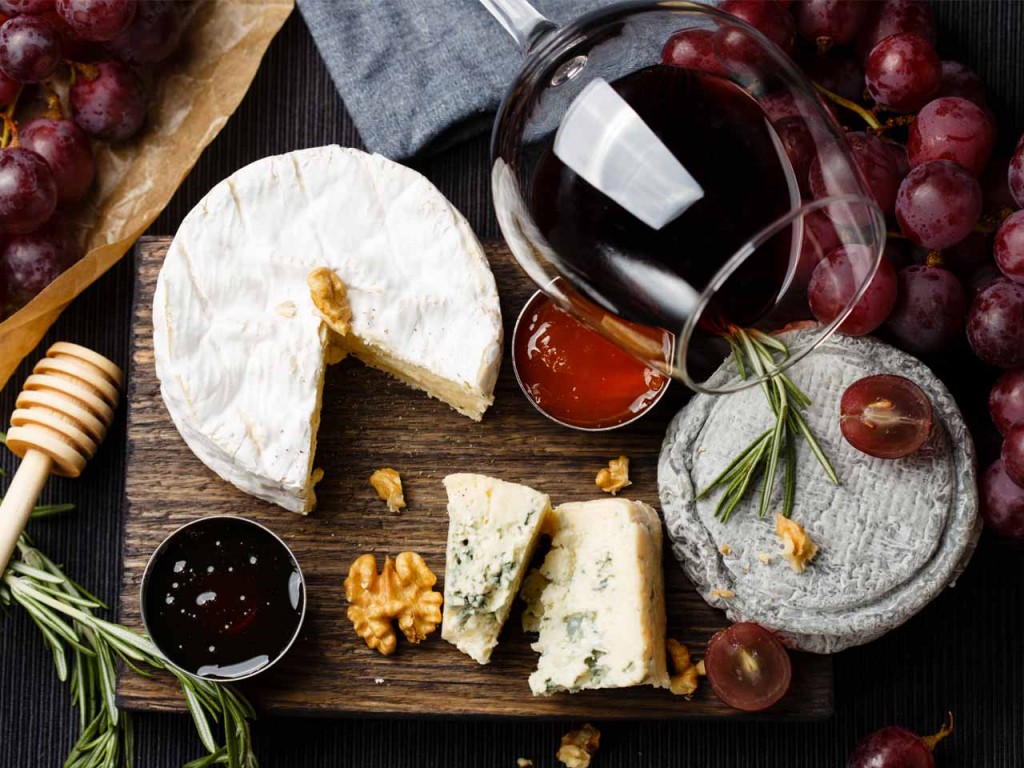 Pairing-wine-with-cheese_475327706_1280x960